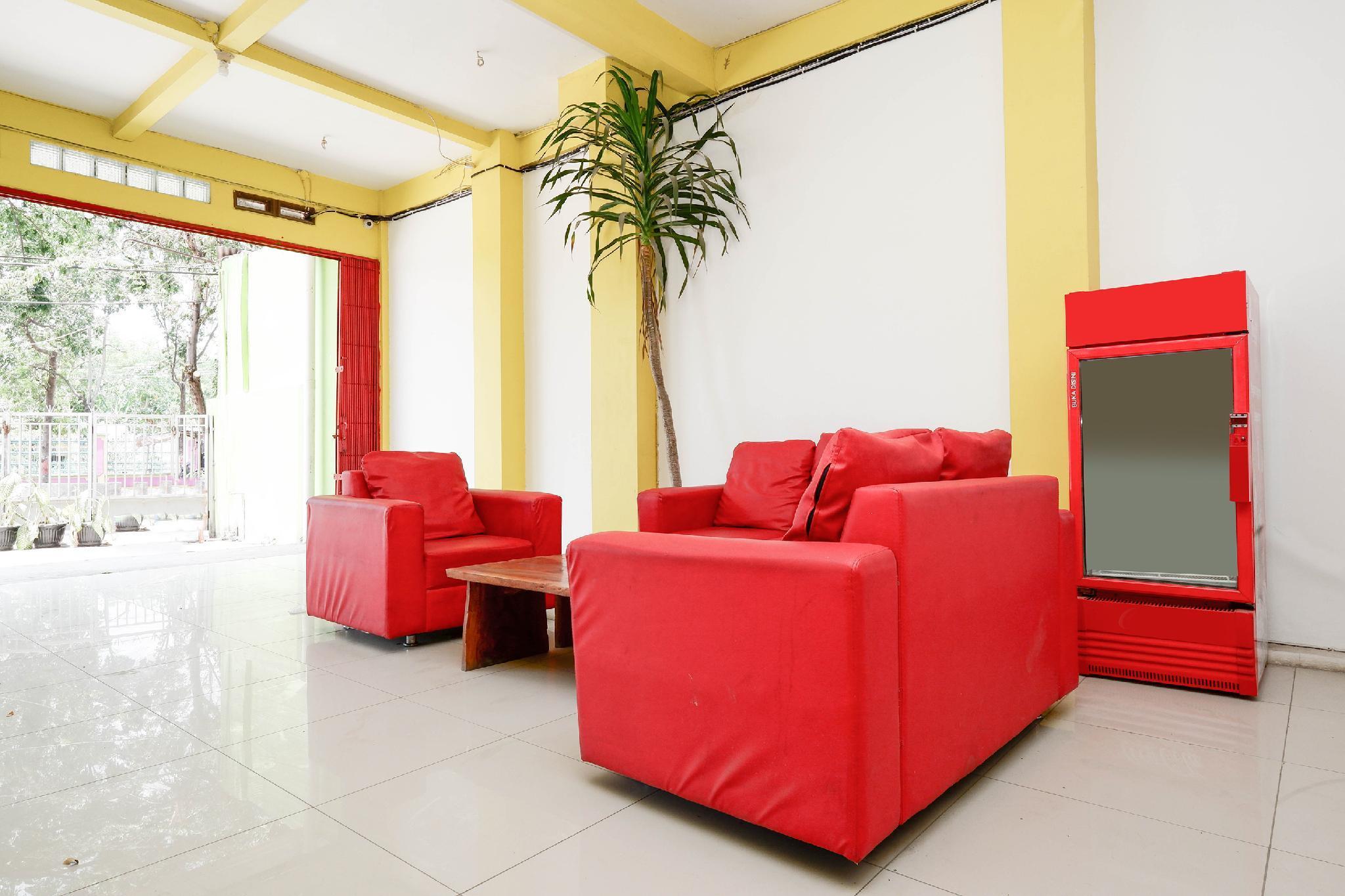 Super Oyo 1620 Sion Family Residence Grobogan Екстер'єр фото