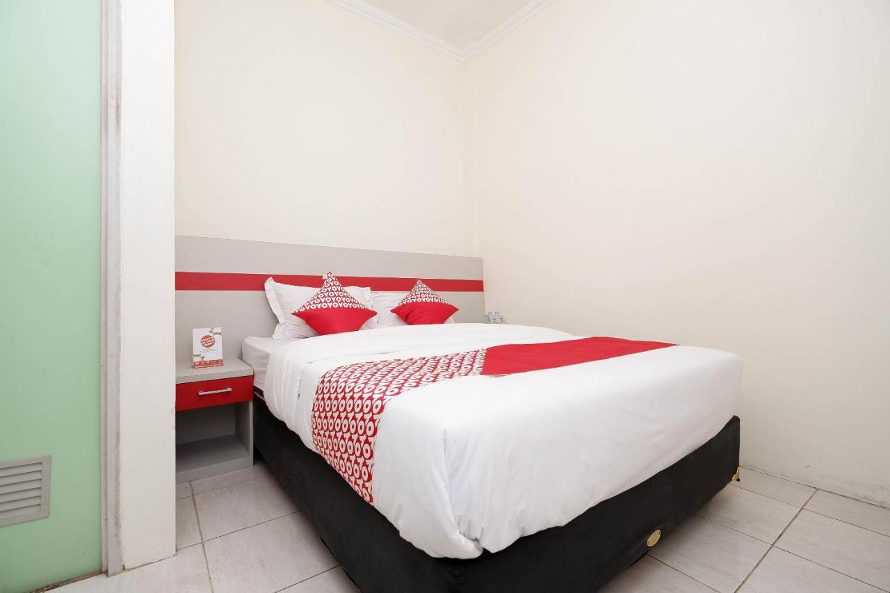 Super Oyo 1620 Sion Family Residence Grobogan Екстер'єр фото