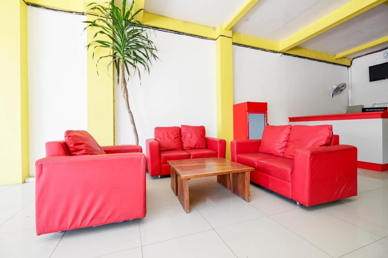 Super Oyo 1620 Sion Family Residence Grobogan Екстер'єр фото